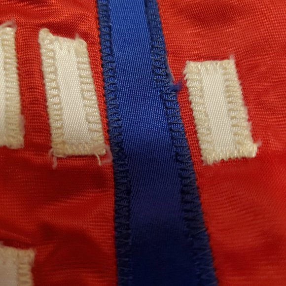 Vintage 1970s Washington Capitals jacket - Picture 8 of 13